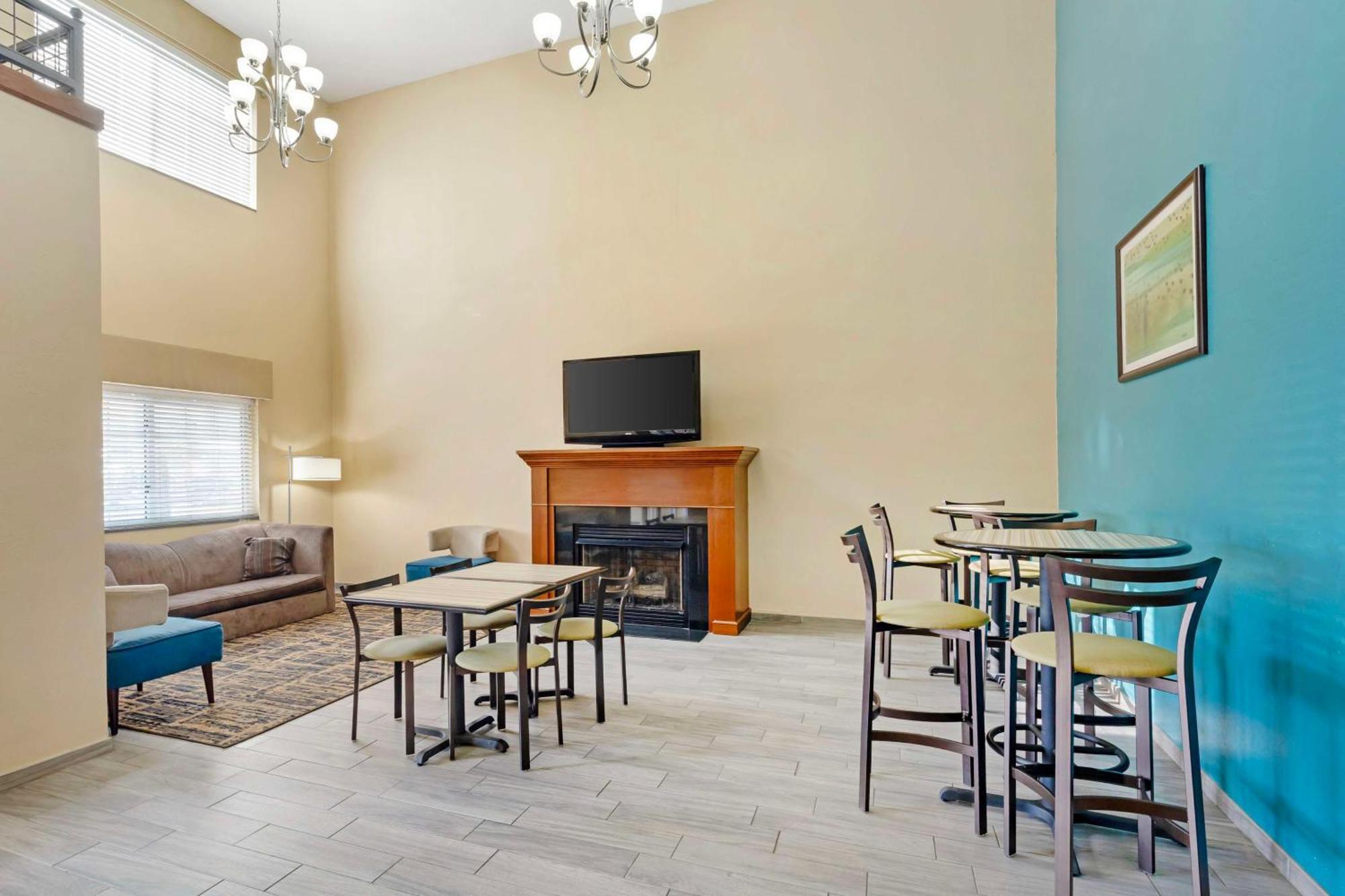 Best Western Central City Exterior photo