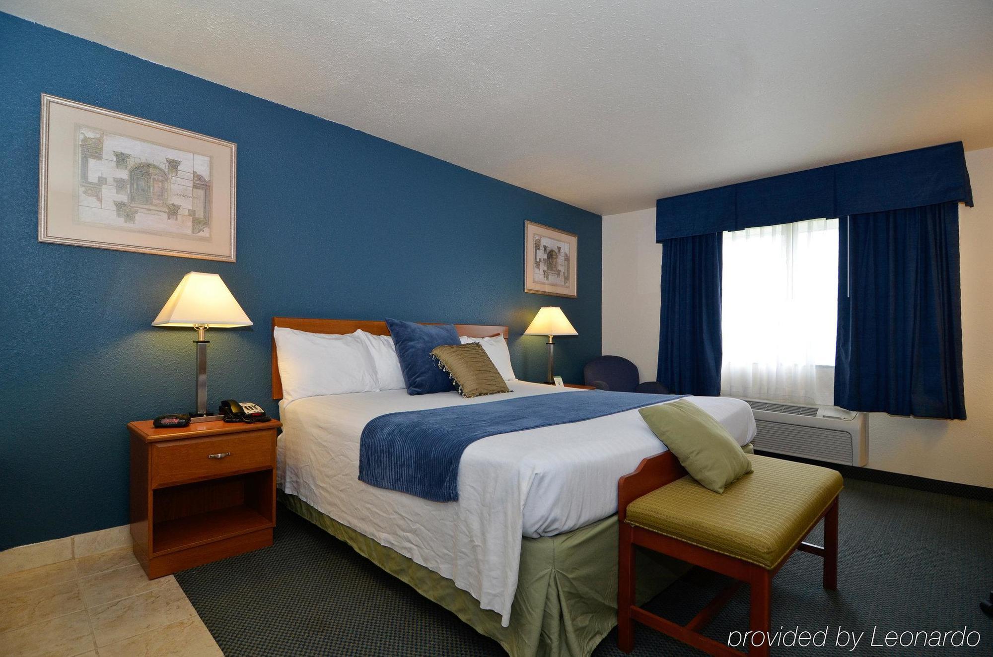 Best Western Central City Room photo